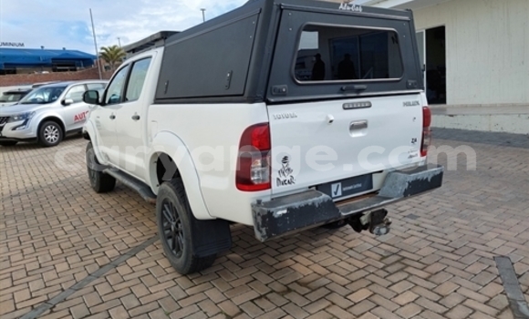 Buy Used Toyota Hilux White Car in Windhoek in Namibia Buy Used Toyota Hilux White Car in Windhoek in Namibia