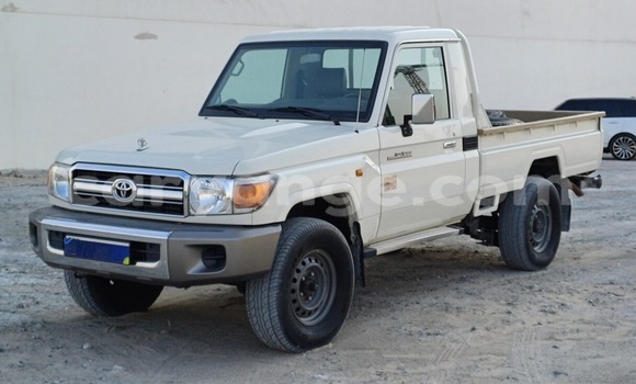 Acheter Occasion Voiture Toyota Land Cruiser Blanc à Windhoek, Namibie