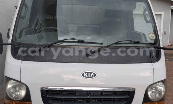 Acheter Occasion Voiture Kia K7 Blanc à Windhoek, Namibie Acheter Occasion Voiture Kia K7 Blanc à Windhoek, Namibie