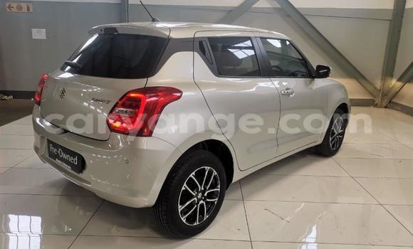 Acheter Occasion Voiture Suzuki Swift Blanc à Gobabis, Omaheke Acheter Occasion Voiture Suzuki Swift Blanc à Gobabis, Omaheke