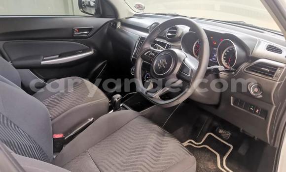 Acheter Occasion Voiture Suzuki Swift Blanc à Gobabis, Omaheke Acheter Occasion Voiture Suzuki Swift Blanc à Gobabis, Omaheke