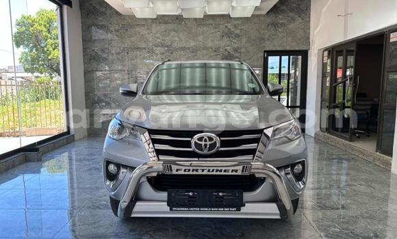 Buy Used Toyota Fortuner Silver Car in Gobabis in Omaheke Buy Used Toyota Fortuner Silver Car in Gobabis in Omaheke