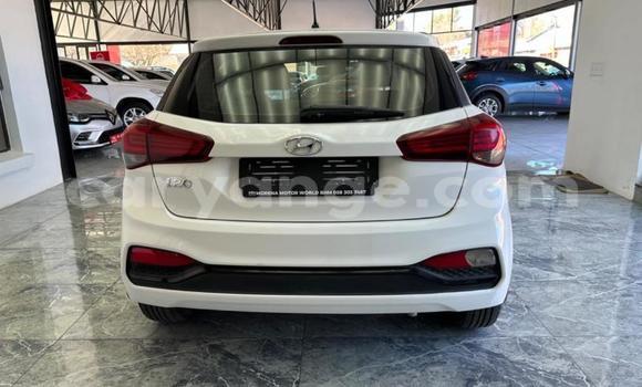 Buy Used Hyundai I20 White Car in Gobabis in Omaheke Buy Used Hyundai I20 White Car in Gobabis in Omaheke
