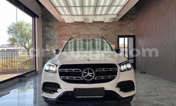 Buy Used Mercedes-Benz CLS–Class White Car in Gobabis in Omaheke