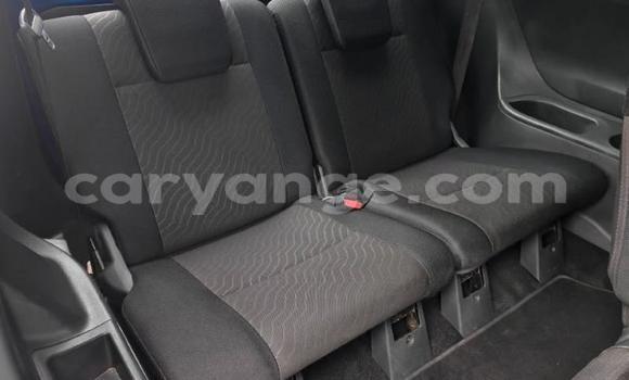 Buy Used Toyota Avanza Blue Car in Gobabis in Omaheke Buy Used Toyota Avanza Blue Car in Gobabis in Omaheke