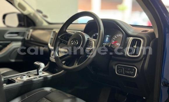 Buy Used GMC Sierra Blue Car in Gobabis in Omaheke Buy Used GMC Sierra Blue Car in Gobabis in Omaheke