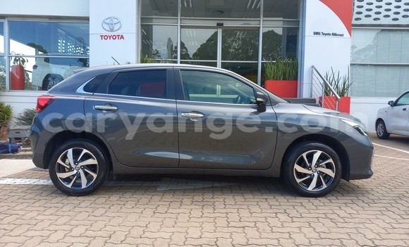 Buy Used Toyota Starlet Blue Car in Windhoek in Namibia Buy Used Toyota Starlet Blue Car in Windhoek in Namibia