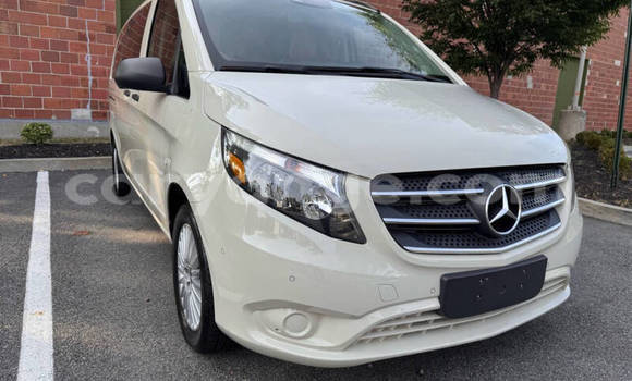 Buy Used Mercedes-Benz Vito White Car in Windhoek in Namibia Buy Used Mercedes-Benz Vito White Car in Windhoek in Namibia