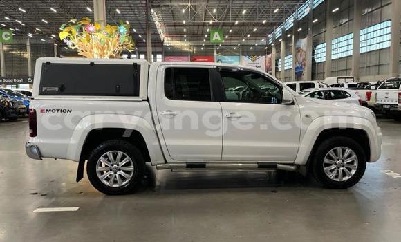 Buy Used Volkswagen Amarok White Car in Windhoek in Namibia Buy Used Volkswagen Amarok White Car in Windhoek in Namibia