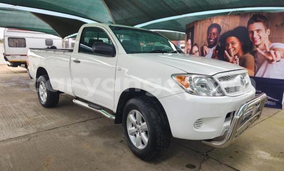 Buy Used Toyota Hilux White Car in Windhoek in Namibia Buy Used Toyota Hilux White Car in Windhoek in Namibia