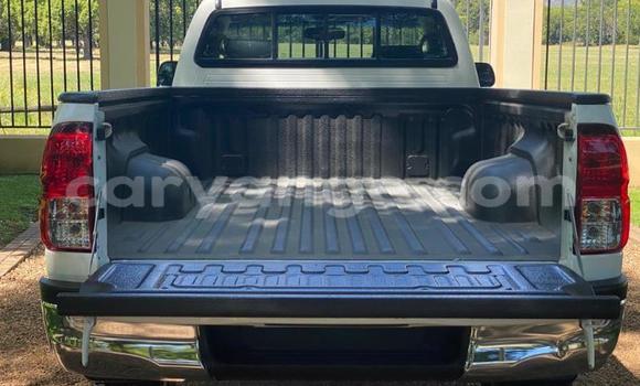 Buy Used Toyota Hilux White Car in Windhoek in Namibia Buy Used Toyota Hilux White Car in Windhoek in Namibia