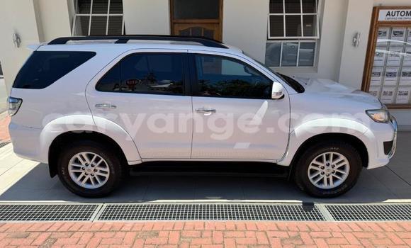 Buy Used Toyota Fortuner White Car in Windhoek in Namibia Buy Used Toyota Fortuner White Car in Windhoek in Namibia
