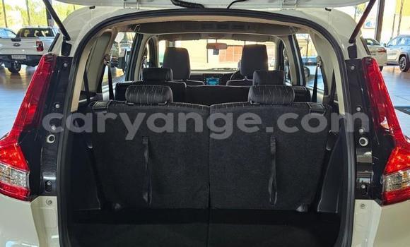 Buy Used Suzuki Ertiga White Car in Windhoek in Namibia Buy Used Suzuki Ertiga White Car in Windhoek in Namibia