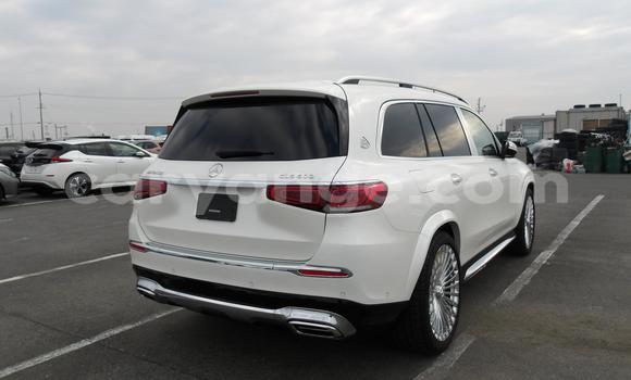 Acheter Occasion Voiture Mercedes-Benz Maybach S-klasse Blanc à Windhoek, Namibie Acheter Occasion Voiture Mercedes-Benz Maybach S-klasse Blanc à Windhoek, Namibie