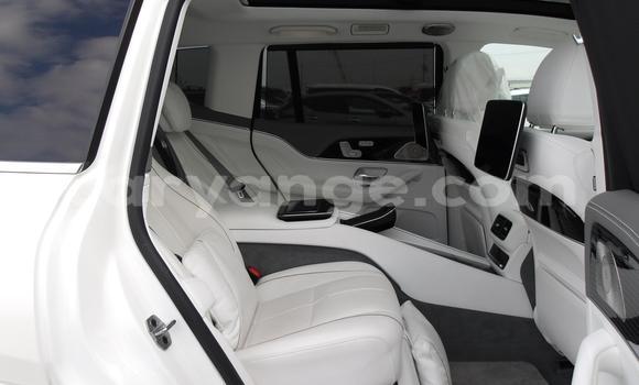 Acheter Occasion Voiture Mercedes-Benz Maybach S-klasse Blanc à Windhoek, Namibie Acheter Occasion Voiture Mercedes-Benz Maybach S-klasse Blanc à Windhoek, Namibie