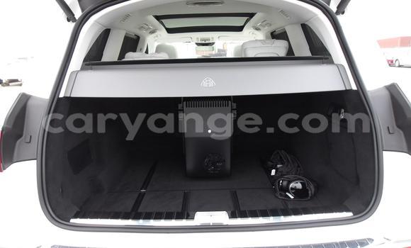 Acheter Occasion Voiture Mercedes-Benz Maybach S-klasse Blanc à Windhoek, Namibie Acheter Occasion Voiture Mercedes-Benz Maybach S-klasse Blanc à Windhoek, Namibie