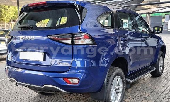 Buy Used Isuzu MU-X Blue Car in Gobabis in Omaheke Buy Used Isuzu MU-X Blue Car in Gobabis in Omaheke