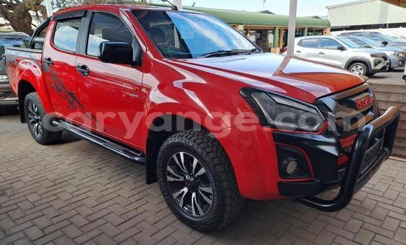Acheter Occasion Voiture Isuzu KB Rouge à Gobabis, Omaheke Acheter Occasion Voiture Isuzu KB Rouge à Gobabis, Omaheke