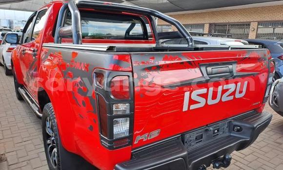 Acheter Occasion Voiture Isuzu KB Rouge à Gobabis, Omaheke Acheter Occasion Voiture Isuzu KB Rouge à Gobabis, Omaheke