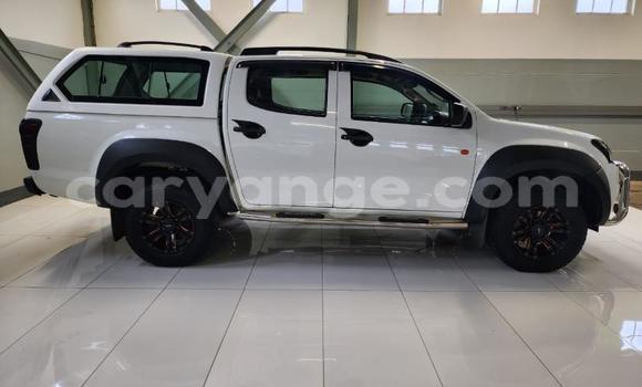 Acheter Occasion Voiture Isuzu KB Blanc à Gobabis, Omaheke Acheter Occasion Voiture Isuzu KB Blanc à Gobabis, Omaheke