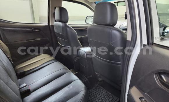 Acheter Occasion Voiture Isuzu KB Blanc à Gobabis, Omaheke Acheter Occasion Voiture Isuzu KB Blanc à Gobabis, Omaheke