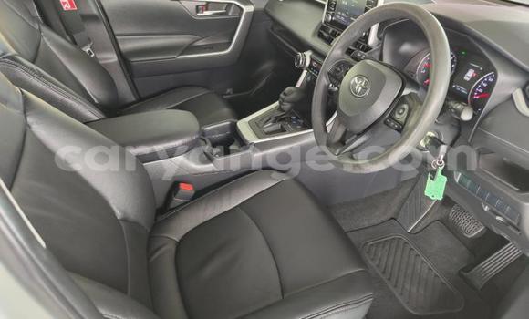 Acheter Occasion Voiture Toyota RAV4 Blanc à Gobabis, Omaheke Acheter Occasion Voiture Toyota RAV4 Blanc à Gobabis, Omaheke