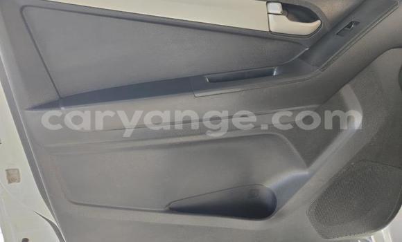Acheter Occasion Voiture Isuzu KB Blanc à Gobabis, Omaheke Acheter Occasion Voiture Isuzu KB Blanc à Gobabis, Omaheke