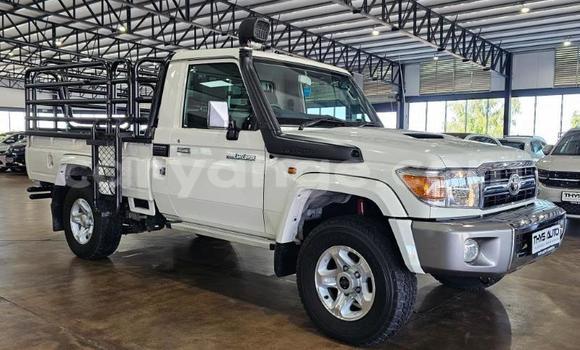 Buy Used Toyota Land Cruiser Other Car in Windhoek in Namibia