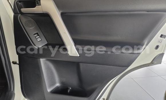 Acheter Occasion Voiture Toyota Land Cruiser Prado Blanc à Gobabis, Omaheke Acheter Occasion Voiture Toyota Land Cruiser Prado Blanc à Gobabis, Omaheke