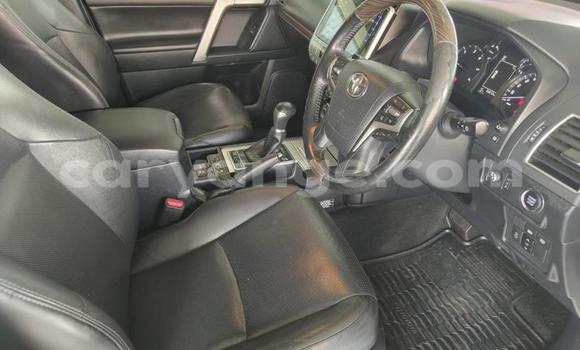 Acheter Occasion Voiture Toyota Land Cruiser Prado Blanc à Gobabis, Omaheke Acheter Occasion Voiture Toyota Land Cruiser Prado Blanc à Gobabis, Omaheke