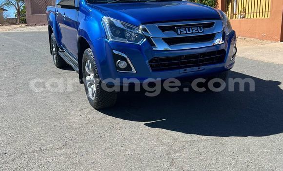 Buy Used Isuzu D–MAX Blue Car in Windhoek in Namibia Buy Used Isuzu D–MAX Blue Car in Windhoek in Namibia