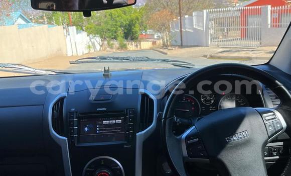 Buy Used Isuzu D–MAX Blue Car in Windhoek in Namibia Buy Used Isuzu D–MAX Blue Car in Windhoek in Namibia