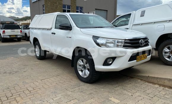 Acheter Occasion Voiture Toyota Hilux Blanc à Windhoek, Namibie Acheter Occasion Voiture Toyota Hilux Blanc à Windhoek, Namibie
