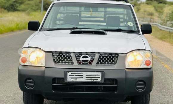 Buy Used Nissan NP 300 White Car in Windhoek in Namibia