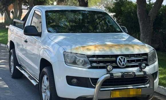 Buy Used Volkswagen Amarok White Car in Windhoek in Namibia