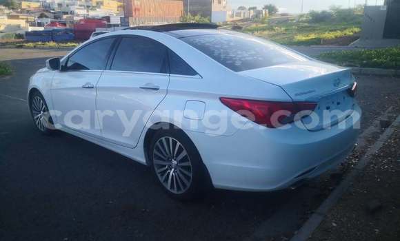 Acheter Occasion Voiture Hyundai Sonata Blanc à Windhoek, Namibie Acheter Occasion Voiture Hyundai Sonata Blanc à Windhoek, Namibie