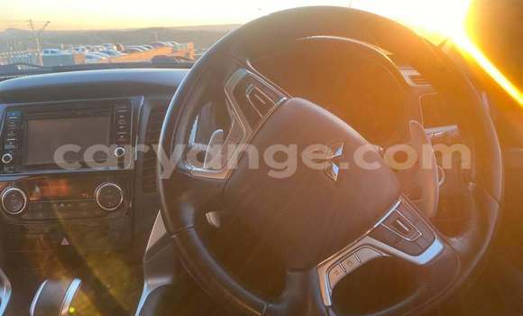 Acheter Occasion Voiture Mitsubishi Pajero Autre à Windhoek, Namibie Acheter Occasion Voiture Mitsubishi Pajero Autre à Windhoek, Namibie