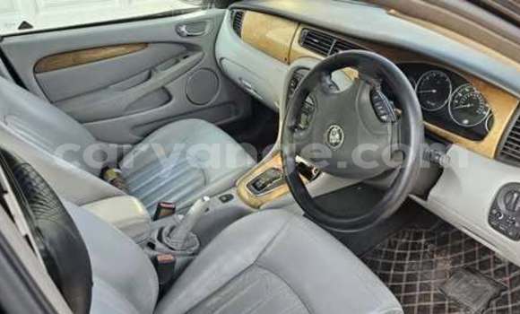 Acheter Occasion Voiture Jaguar E-Pace Autre à Windhoek, Namibie Acheter Occasion Voiture Jaguar E-Pace Autre à Windhoek, Namibie