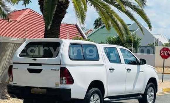Acheter Occasion Voiture Toyota Hilux Blanc à Windhoek, Namibie Acheter Occasion Voiture Toyota Hilux Blanc à Windhoek, Namibie