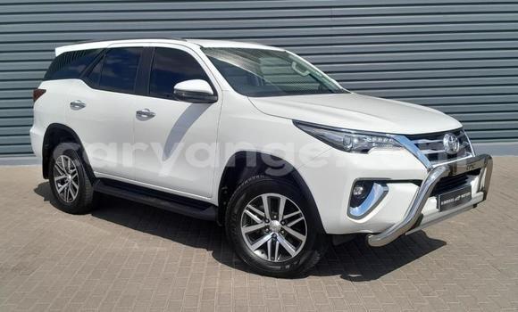 Buy Used Toyota Fortuner White Car in Windhoek in Namibia