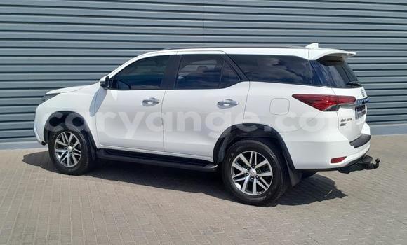 Buy Used Toyota Fortuner White Car in Windhoek in Namibia Buy Used Toyota Fortuner White Car in Windhoek in Namibia