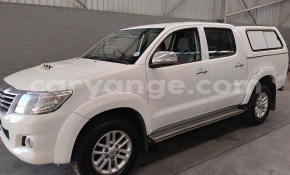 Buy Used Toyota Hilux White Car in Windhoek in Namibia Buy Used Toyota Hilux White Car in Windhoek in Namibia