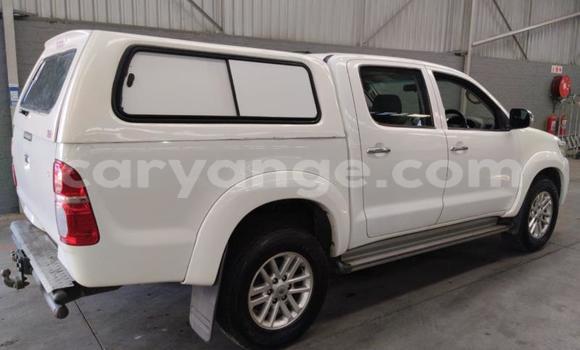 Buy Used Toyota Hilux White Car in Windhoek in Namibia Buy Used Toyota Hilux White Car in Windhoek in Namibia