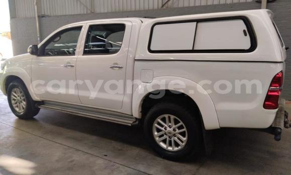 Buy Used Toyota Hilux White Car in Windhoek in Namibia Buy Used Toyota Hilux White Car in Windhoek in Namibia