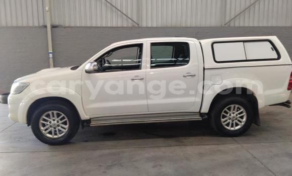 Buy Used Toyota Hilux White Car in Windhoek in Namibia Buy Used Toyota Hilux White Car in Windhoek in Namibia