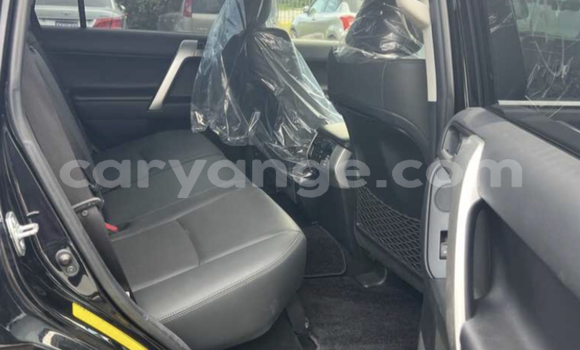 Acheter Occasion Voiture Toyota Land Cruiser Prado Noir à Windhoek, Namibie Acheter Occasion Voiture Toyota Land Cruiser Prado Noir à Windhoek, Namibie