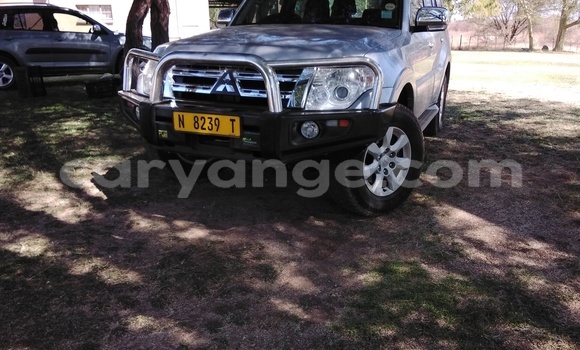 Acheter Occasion Voiture Mitsubishi Pajero Gris à Tsumeb, Oshikoto Acheter Occasion Voiture Mitsubishi Pajero Gris à Tsumeb, Oshikoto