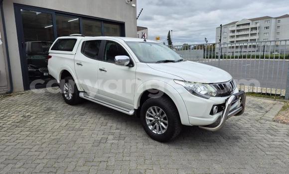 Buy Used Mitsubishi Triton White Car in Windhoek in Namibia Buy Used Mitsubishi Triton White Car in Windhoek in Namibia