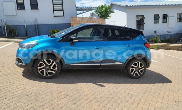 Buy Used Renault Captur Blue Car in Windhoek in Namibia Buy Used Renault Captur Blue Car in Windhoek in Namibia