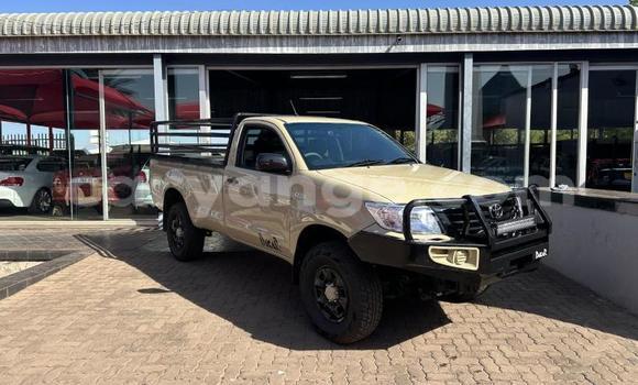 Buy Used Toyota Hilux Beige Car in Grootfontein in Namibia Buy Used Toyota Hilux Beige Car in Grootfontein in Namibia